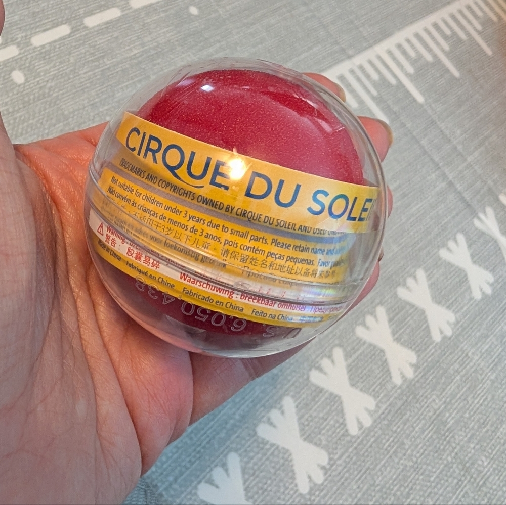 Clown nose cirque du Soleil